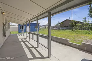 2715 S Dana St, Dewey-Humboldt, AZ 86329 - Photo 9