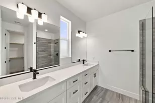 7615 E Louie Ln, Prescott Valley, AZ 86315 - Photo 19