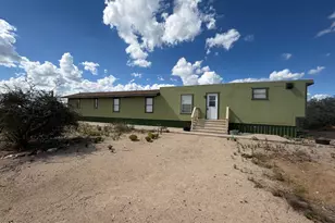 8210 W Emerson Dr, Wilhoit, AZ 86332 - Photo 1