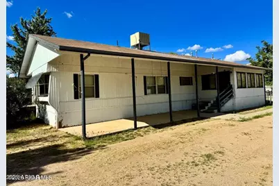18233 S John Fry Avenue, Peeples Valley, AZ 86332 - Photo 23