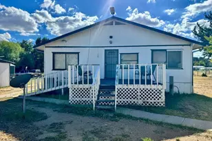 18233 S John Fry Ave, Peeples Valley, AZ 86332 - Photo 1