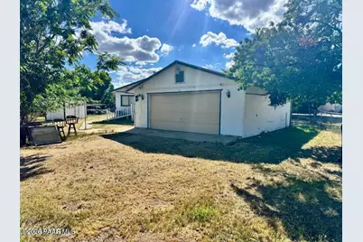 18233 S John Fry Avenue, Peeples Valley, AZ 86332 - Photo 5