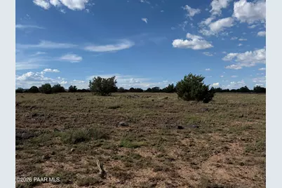 59Se Rocky Rabbit Road, Ash Fork, AZ 86320 - Photo 5