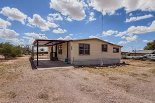 22655 W Henderson St, Congress, AZ 85332 - Photo 1