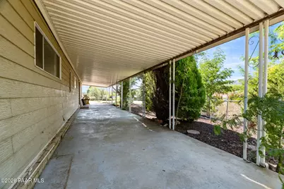 10470 E Manzanita Trail, Dewey-Humboldt, AZ 86327 - Photo 17