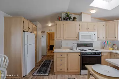 879 N Country View Drive, Prescott Valley, AZ 86327 - Photo 9