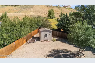 1341 N Albino Trail, Dewey-Humboldt, AZ 86327 - Photo 25