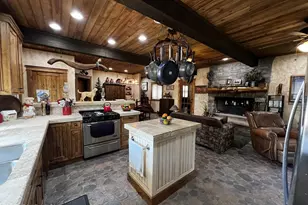 43143 N Hallelujah Ln, Seligman, AZ 86337 - Photo 13