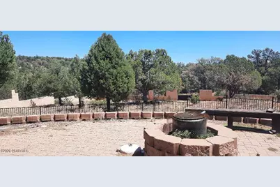 43143 N Hallelujah Lane, Seligman, AZ 86337 - Photo 9