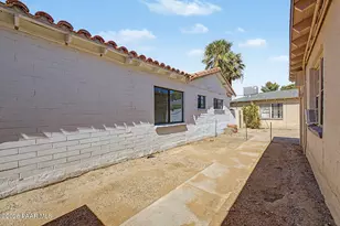 1701 N Village Dr, Tucson, AZ 85712 - Photo 27