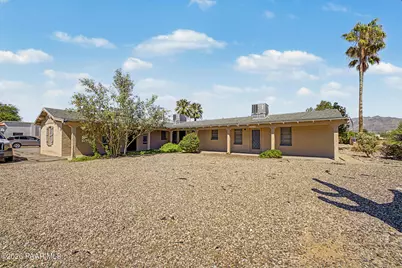 1701 N Village Drive, Tucson, AZ 85712 - Photo 5