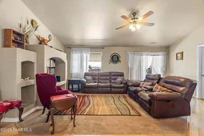9321 E Manzanita Circle, Prescott Valley, AZ 86314 - Photo 3