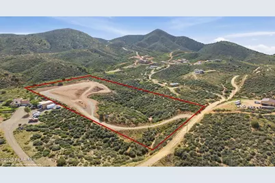 3041 S Rancho Place, Dewey-Humboldt, AZ 86327 - Photo 17