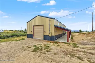 8285 W Abbey (Barndominium) Ln, Wilhoit, AZ 86332 - Photo 23