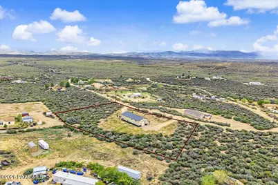 8285 W Abbey (Barndominium) Lane, Wilhoit, AZ 86332 - Photo 31