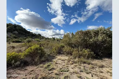 17653 W Foothill Road, Yarnell, AZ 85362 - Photo 13