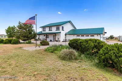 1415 W Ranch House Road, Paulden, AZ 86334 - Photo 1