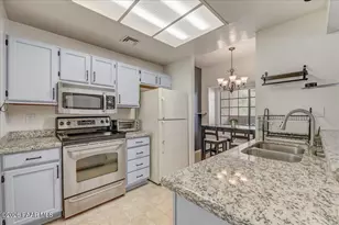 930 N Mesa Dr, Mesa, AZ 85201 - Photo 7