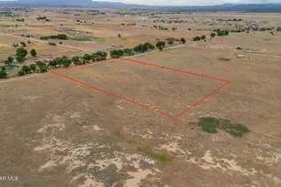 26100 N Champagne Ln, Paulden, AZ 86334 - Photo 1