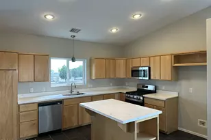 7660 E Gato De Luna, Prescott Valley, AZ 86315 - Photo 9