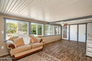 10076 E Dapple Grey Trail, Dewey-Humboldt, AZ 86327 - Photo 17