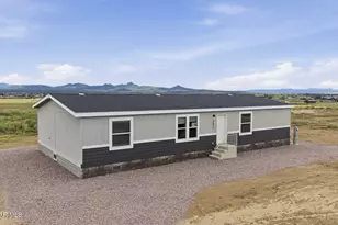 2673 W Silverado Trail, Paulden, AZ 86334 - Photo 1