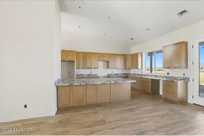 6793 E Bourbon Way, Prescott Valley, AZ 86315 - Photo 9