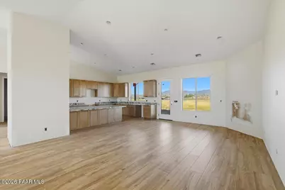 6793 E Bourbon Way, Prescott Valley, AZ 86315 - Photo 5