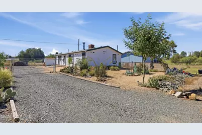 20611 E Quail Run Drive, Mayer, AZ 86333 - Photo 1