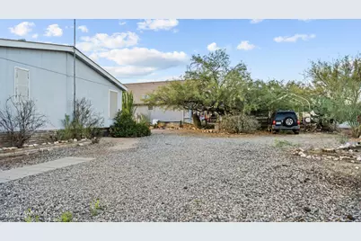 30931 S Running Horse Road, Congress, AZ 85332 - Photo 31