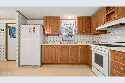 30931 S Running Horse Road, Congress, AZ 85332 - Photo 9