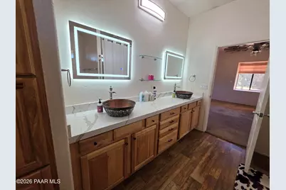33425 W Cowboy Clint Way, Seligman, AZ 86337 - Photo 19