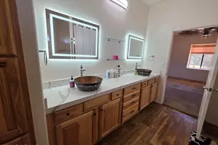 33425 W Cowboy Clint Way, Seligman, AZ 86337 - Photo 19