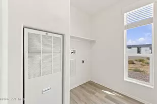 85 E Abra Rd, Paulden, AZ 86334 - Photo 13