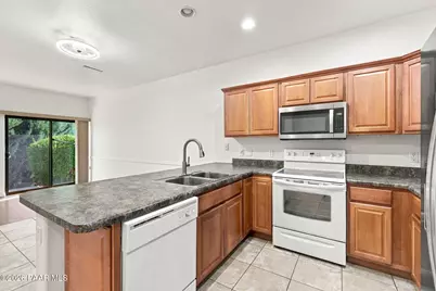 11519 E Wingfoot Court, Dewey-Humboldt, AZ 86327 - Photo 17