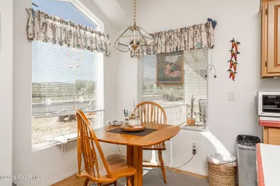 12320 E Serpentine Way, Prescott Valley, AZ 86327 - Photo 9