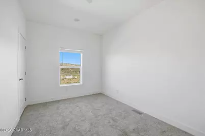 13430 E Summit Avenue, Mayer, AZ 86333 - Photo 11