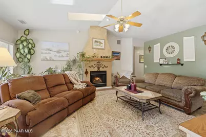 4261 N Papago Lane, Prescott Valley, AZ 86314 - Photo 9