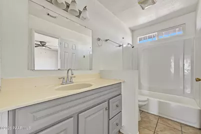 4340 W Clarendon Avenue, Phoenix, AZ 85031 - Photo 17