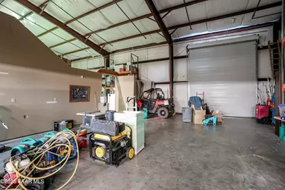 8330 E Pecos Drive, Prescott Valley, AZ 86314 - Photo 21