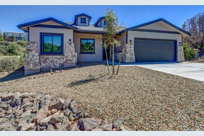 2567 Sequoia Drive - Photo 1