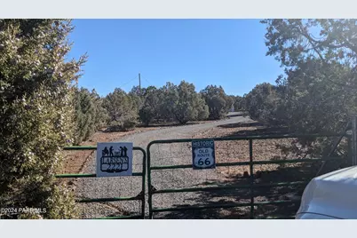 2221 N Bolinda Lane, Ash Fork, AZ 86320 - Photo 1