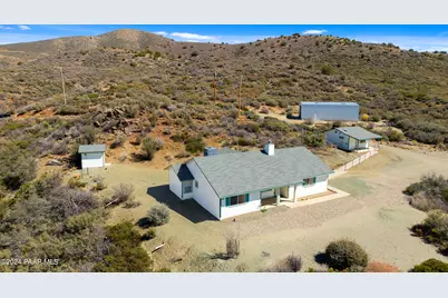 15015 E White Drive, Dewey-Humboldt, AZ 86327 - Photo 1