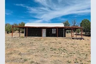 43499 N Chippendale Trail, Seligman, AZ 86337 - Photo 1