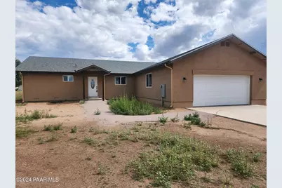 825 W Ranch House Road, Paulden, AZ 86334 - Photo 1