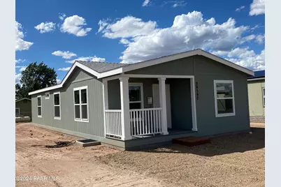 24390 N Marblehead Avenue, Paulden, AZ 86334 - Photo 1