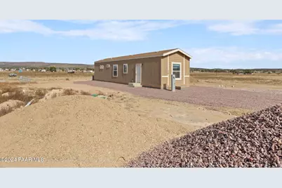 370 Paris Trail, Paulden, AZ 86334 - Photo 1