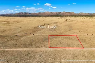 3378 W Limestone Dr, Paulden, AZ 86334 - Photo 1