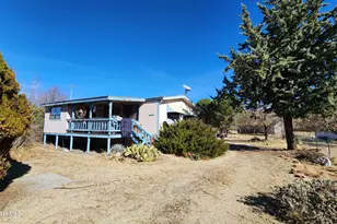 18205 S John Fry Ave, Peeples Valley, AZ 86332 - Photo 1