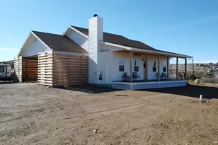 16911 S Joshua Tree Rd, Cordes Lakes, AZ 86333 - Photo 1